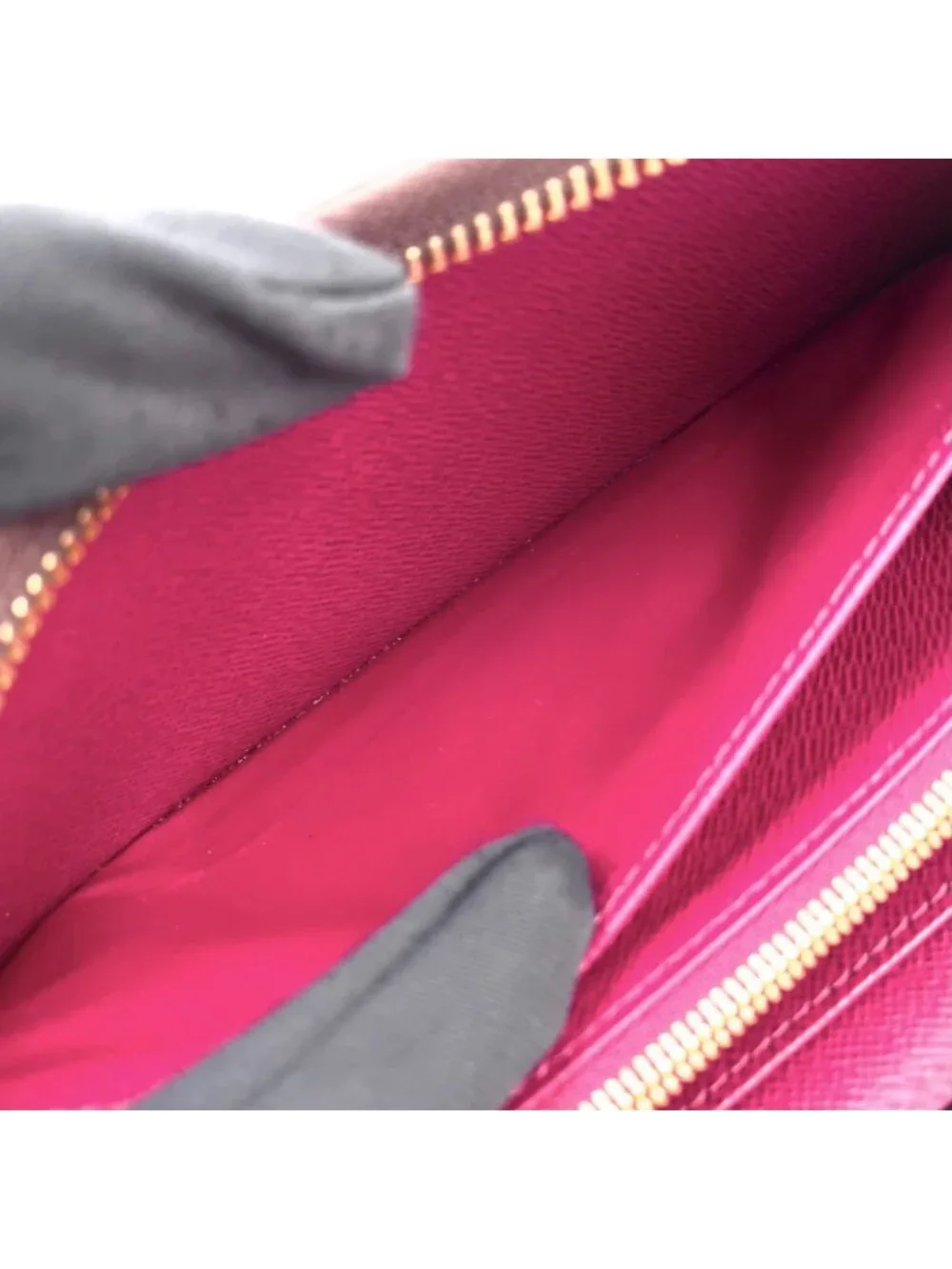 Louis Vuitton Zippy Wallet Monogram Fuchsia Leather Pink Purple Brown Round Gold